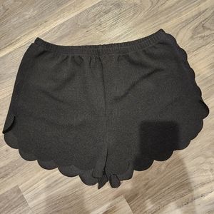 SheIn Scalloped Black Shorts